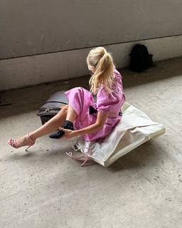 Patricia Conde feet photo thumbnail