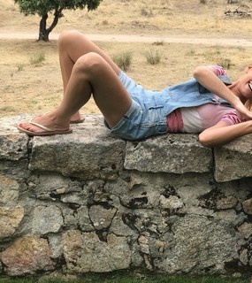 Patricia Conde feet photo thumbnail