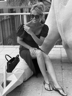 Patricia Conde feet photo 1