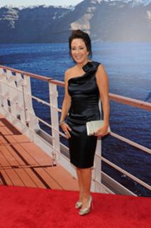 Patricia Heaton feet photo thumbnail