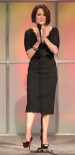 Patricia Heaton feet photo thumbnail
