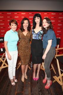Patricia Heaton feet photo thumbnail