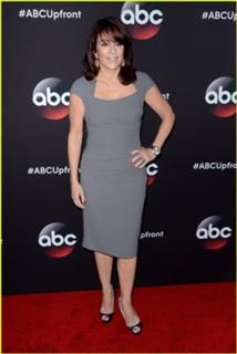 Patricia Heaton feet photo thumbnail