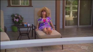 Patricia Heaton feet photo thumbnail