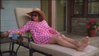 Patricia Heaton feet photo thumbnail