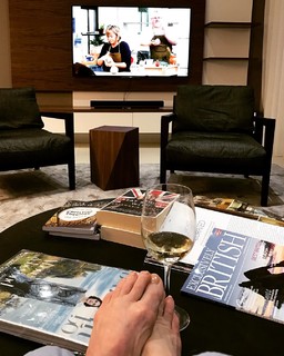 Patricia Heaton feet photo thumbnail