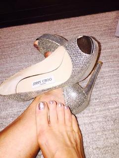 Patricia Heaton feet photo thumbnail