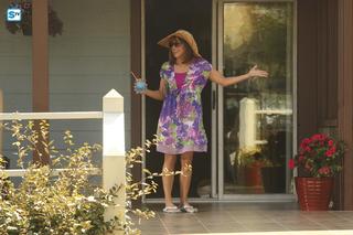 Patricia Heaton feet photo thumbnail