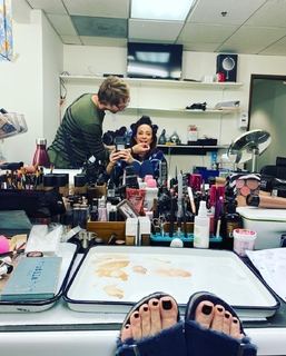 Patricia Heaton feet photo thumbnail