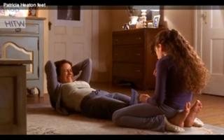 Patricia Heaton feet photo thumbnail
