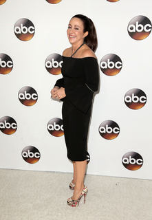 Patricia Heaton feet photo thumbnail