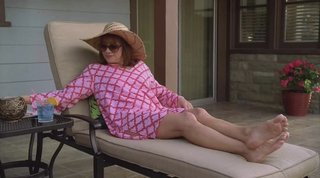 Patricia Heaton feet photo thumbnail