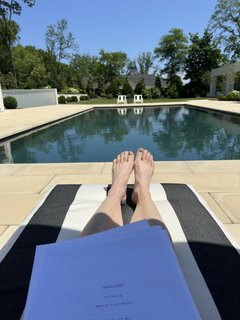 Patricia Heaton feet photo thumbnail