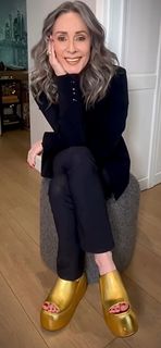 Patricia Heaton feet photo thumbnail