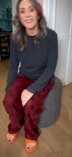 Patricia Heaton feet photo thumbnail