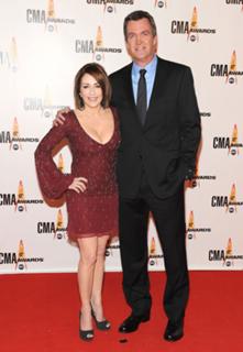Patricia Heaton feet photo thumbnail