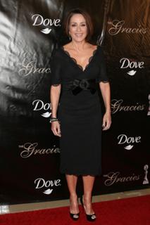 Patricia Heaton feet photo thumbnail