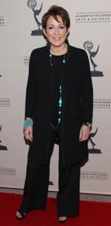 Patricia Heaton feet photo thumbnail