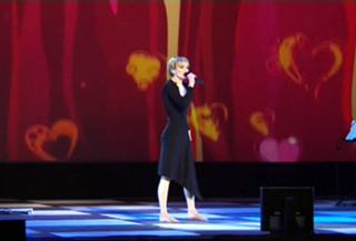Patricia Kaas feet photo 17