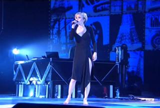 Patricia Kaas feet photo 16