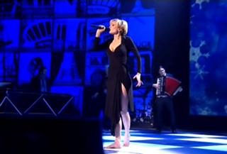 Patricia Kaas feet photo 6