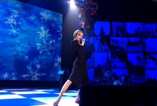 Patricia Kaas feet photo 5