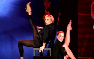 Patricia Kaas feet photo 12