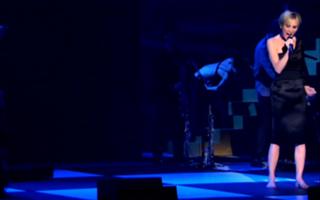 Patricia Kaas feet photo 20