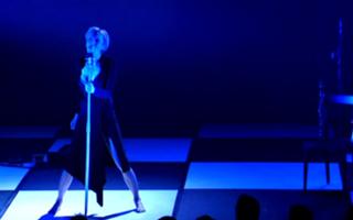Patricia Kaas feet photo 11