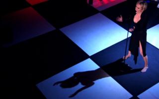 Patricia Kaas feet photo 8