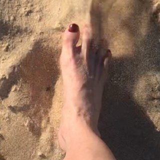 Patricia Kaas feet photo 1
