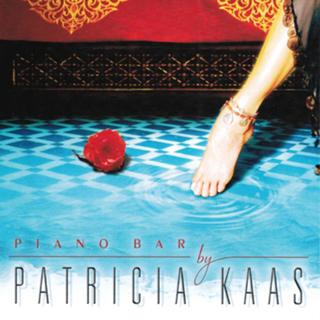 Patricia Kaas feet photo 13