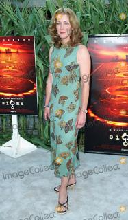 Patricia Kalember feet photo 18