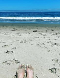 Patricia Kalember feet photo 2