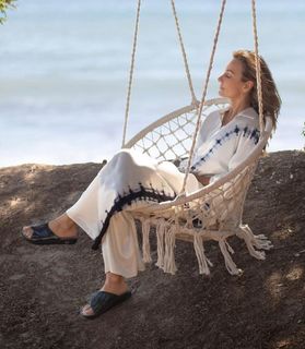 Patricia Kara feet photo 8