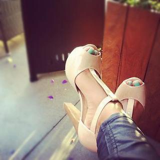 Patricia Kazadi feet photo 5