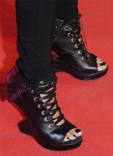 Patricia Kazadi feet photo 1