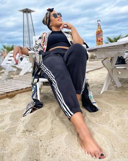 Patricia Kazadi feet photo 9