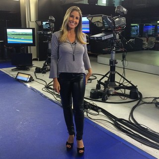 Patricia Maldonado feet photo 9