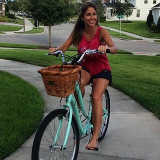 Patricia Maldonado feet photo 7