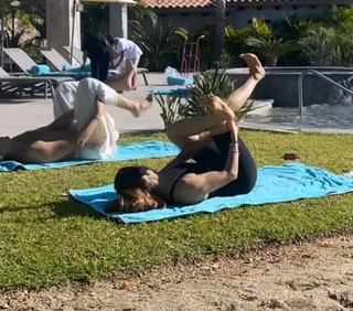 Patricia Manterola feet photo 5