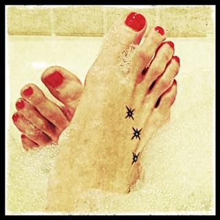 Patricia Montero feet photo thumbnail