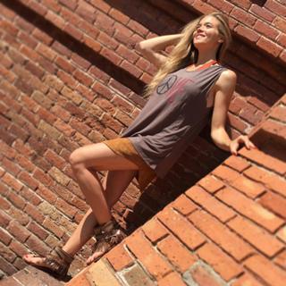 Patricia Montero feet photo thumbnail