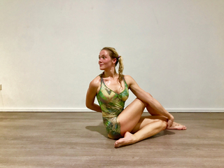 Patricia Montero feet photo thumbnail