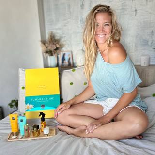 Patricia Montero feet photo thumbnail