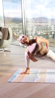 Patricia Montero feet photo thumbnail