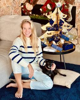 Patricia Montero feet photo thumbnail