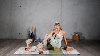 Patricia Montero feet photo thumbnail