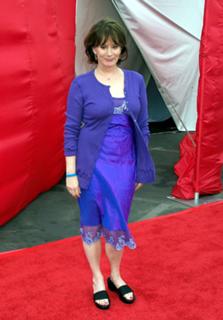 Patricia Richardson feet photo thumbnail