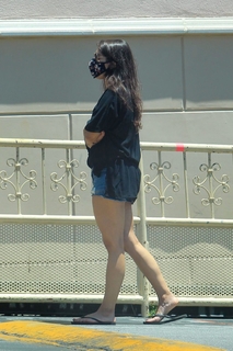 Patricia Velasquez feet photo thumbnail
